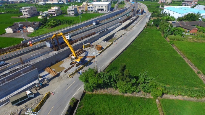 西濱快速道路大甲-大安段主線高架化工程